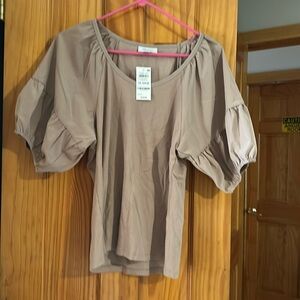 Brand new women’s shirt